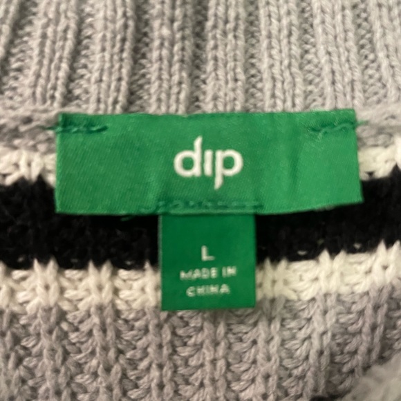 Gray, white and black striped sweater - Picture 6 of 6